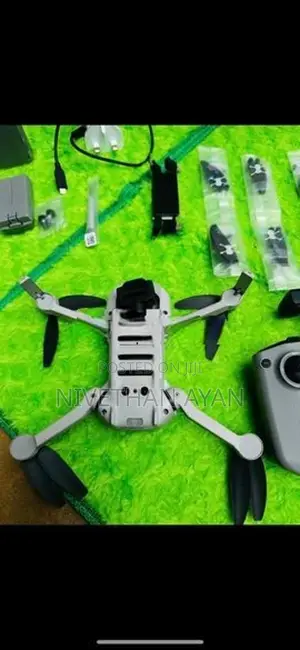 DJI Mini 2 Fly More Combo