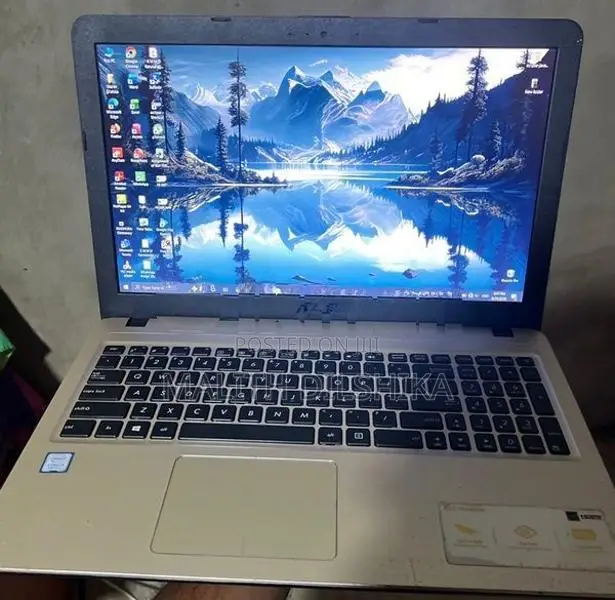 Asus Vivobook i3 8th Gen