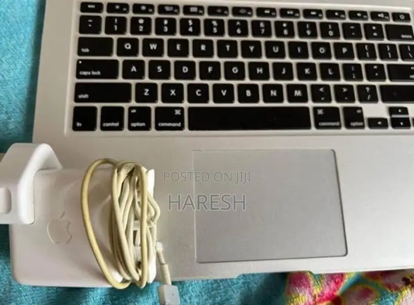 Apple MacBook Air 13inch 2017