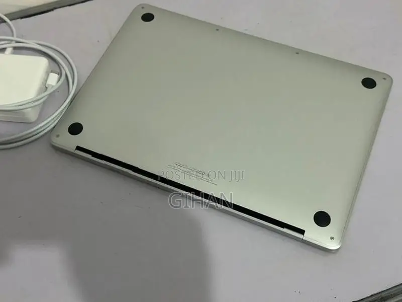 Apple Macbook Pro M1 2020