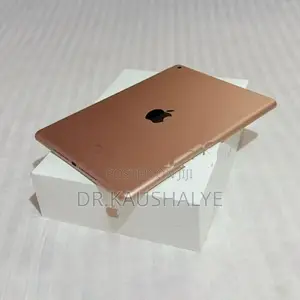 Apple iPad (2018) with Pencil