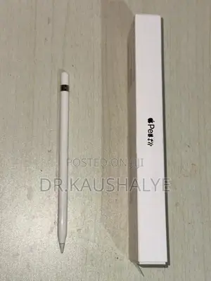 Apple iPad (2018) with Pencil