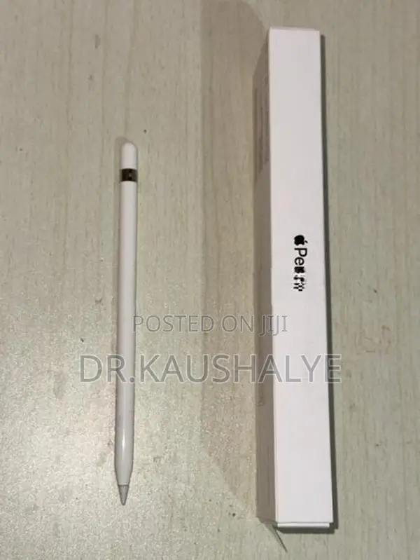 Apple iPad (2018) with Pencil