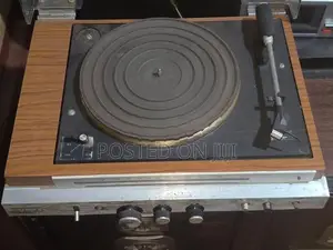 Sony Music Center Turn Table