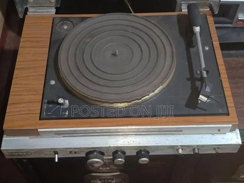 Sony Music Center Turn Table