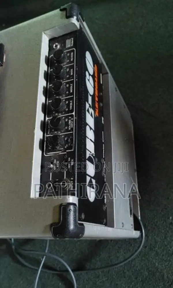 Roland Back Amp