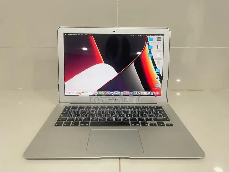 Apple Macbook Air