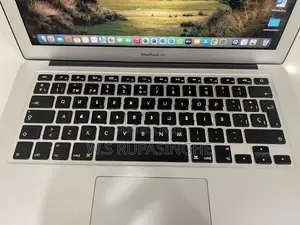 Apple Macbook Air