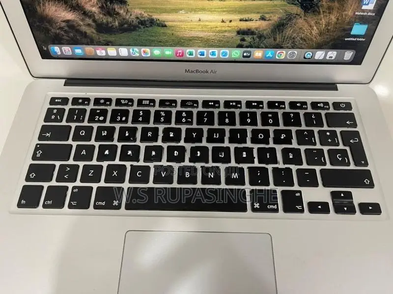 Apple Macbook Air