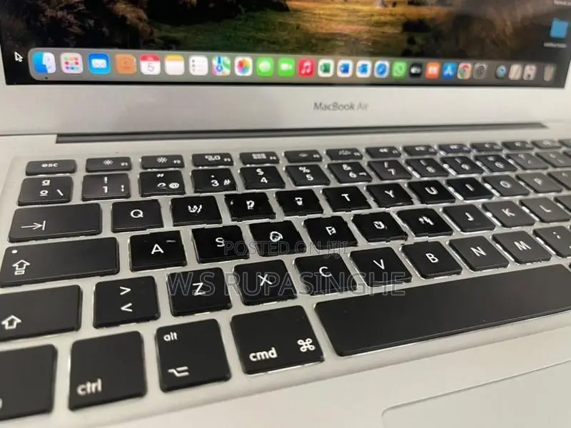 Apple Macbook Air