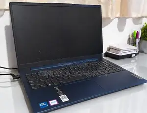 Lenovo Ideapad Slim 3i
