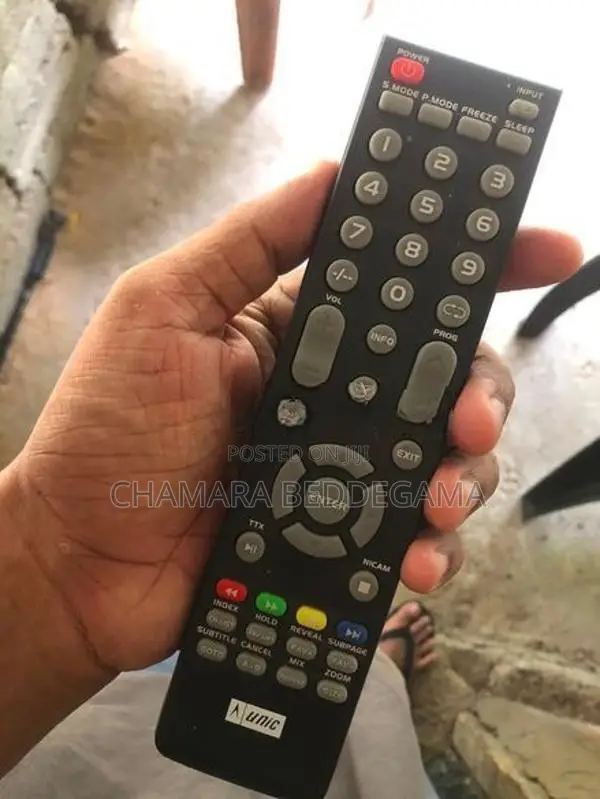 UNIC 32" LED HD TV