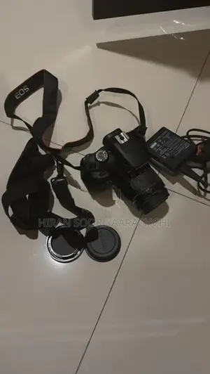 Canon EOS 4000D DSLR Camera 18–55mm