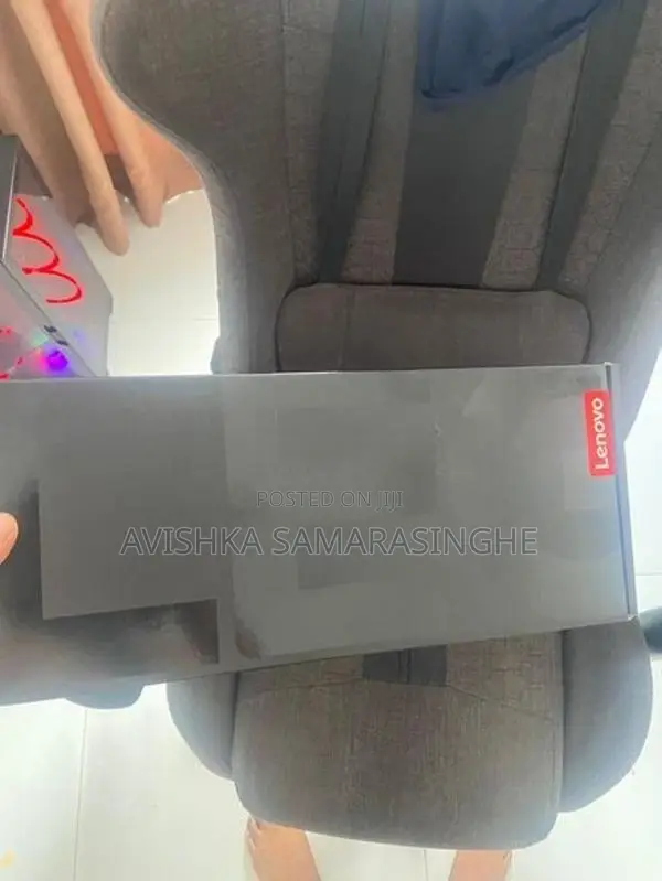 Lenovo Legion Go - Handheld