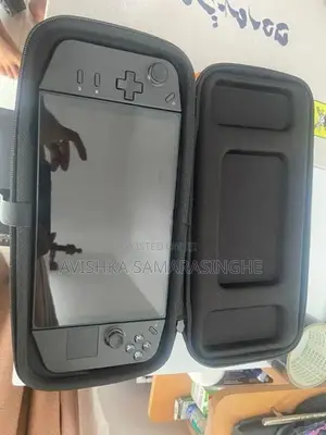 Lenovo Legion Go - Handheld