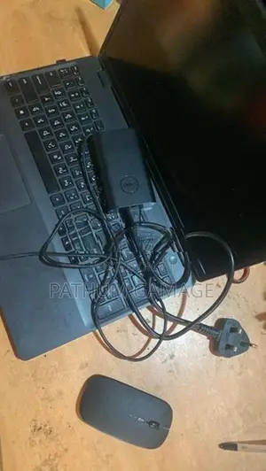 Dell Latitude 5500 i5-8265U 8th Gen