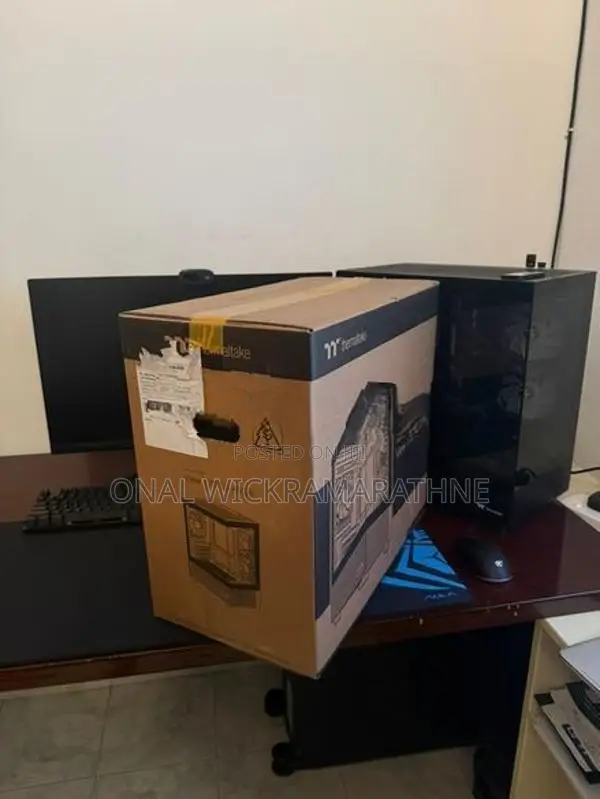 Thermaltake 170TG PC Casing Brand New Micro ATX
