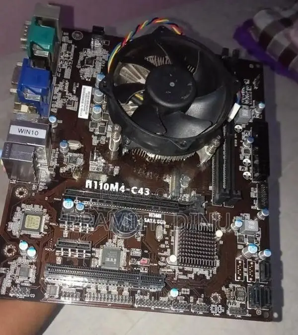 Ecs Motherboard with i3 6th Gen Processor