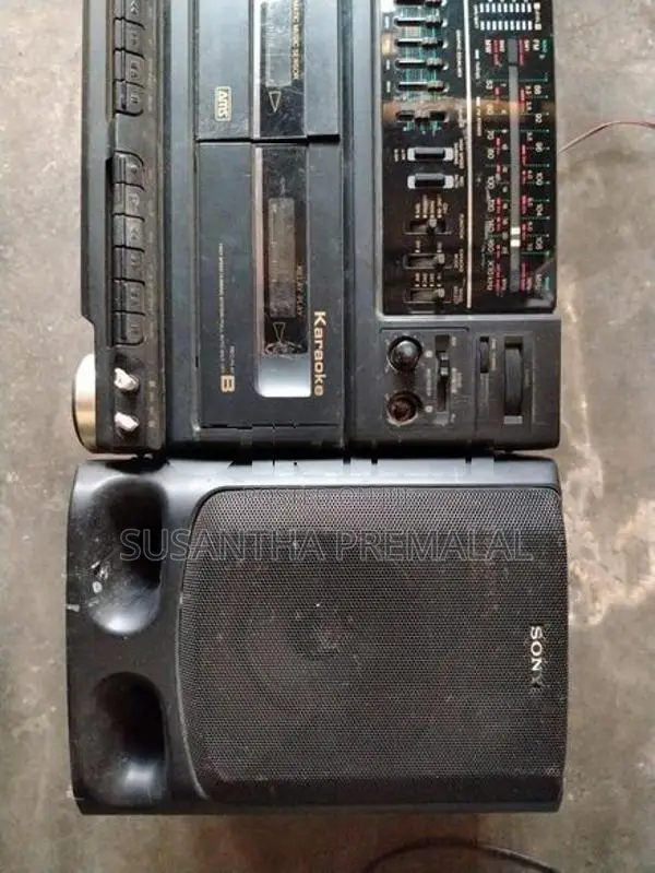 Cassette Radio