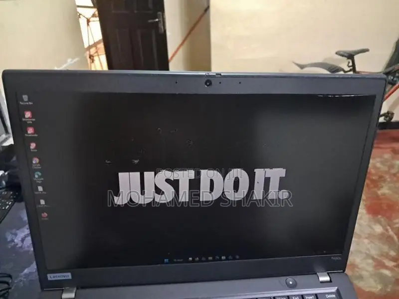 Lenovo ThinkPad T490s