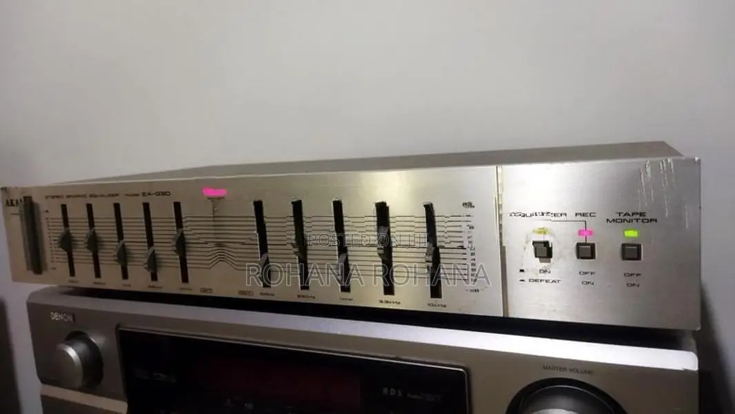 Akai Stereo Equalizer