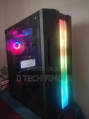 AMD Ryzen 3 2200G 512GB NVMe 8GB RAM