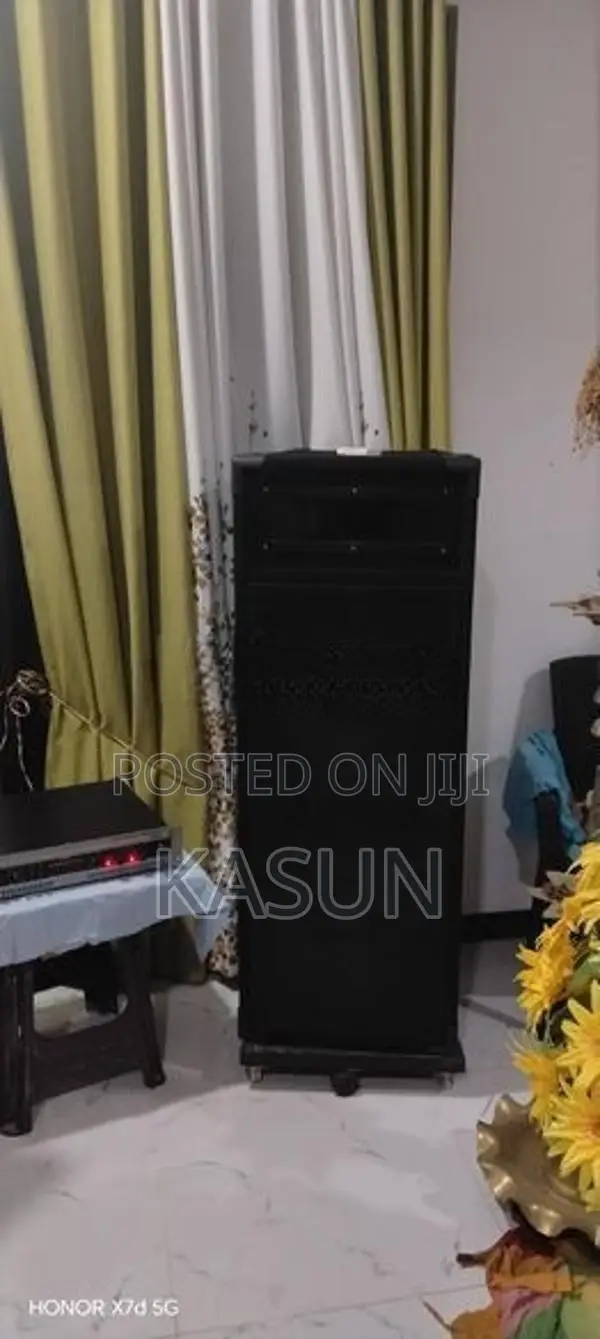 Speakers Set