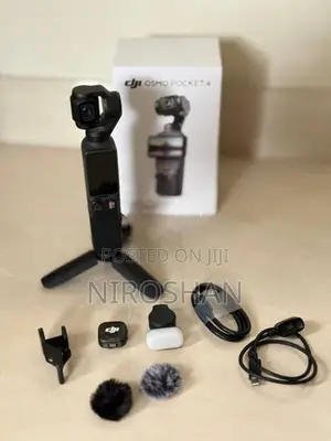 DJI Osmo Pocket 4 Creator Combo