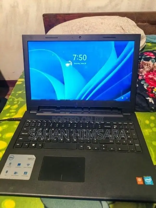 Dell Inspiron 15 3000 Series