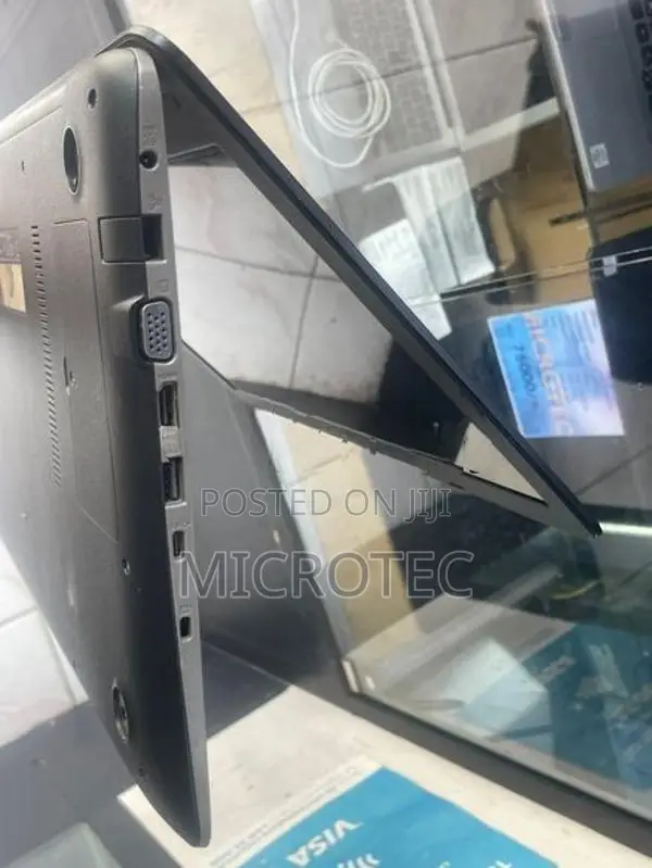 Asus X556UR Core i5 6th Gen