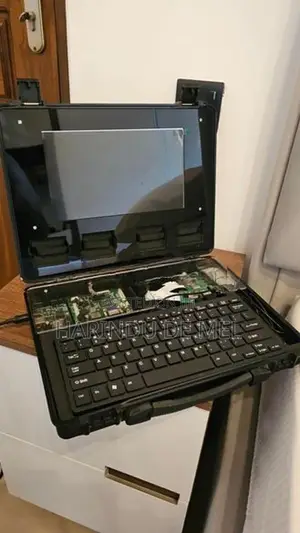 Rugged Raspberry Pi Laptop