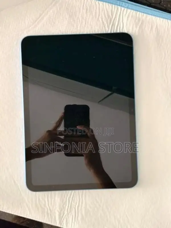 iPad 10 (64GB) In Perfect Condition WiFi Model