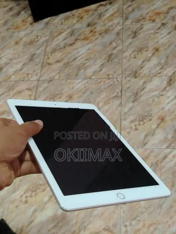 Apple iPad Air 2 (Used)