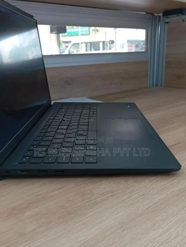 Dell i3-11th Gen Laptop
