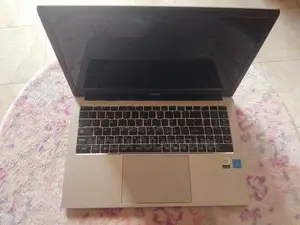 EWIS Octa Matrix Laptop