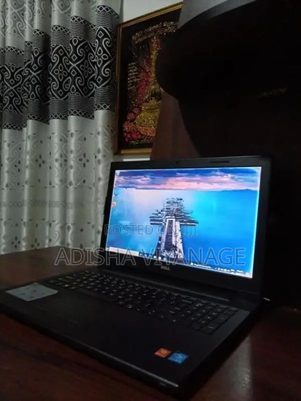 - *Processor*: Intel Core i3 5th Gen Ram: 4GB DDR3 Storage: 500GB