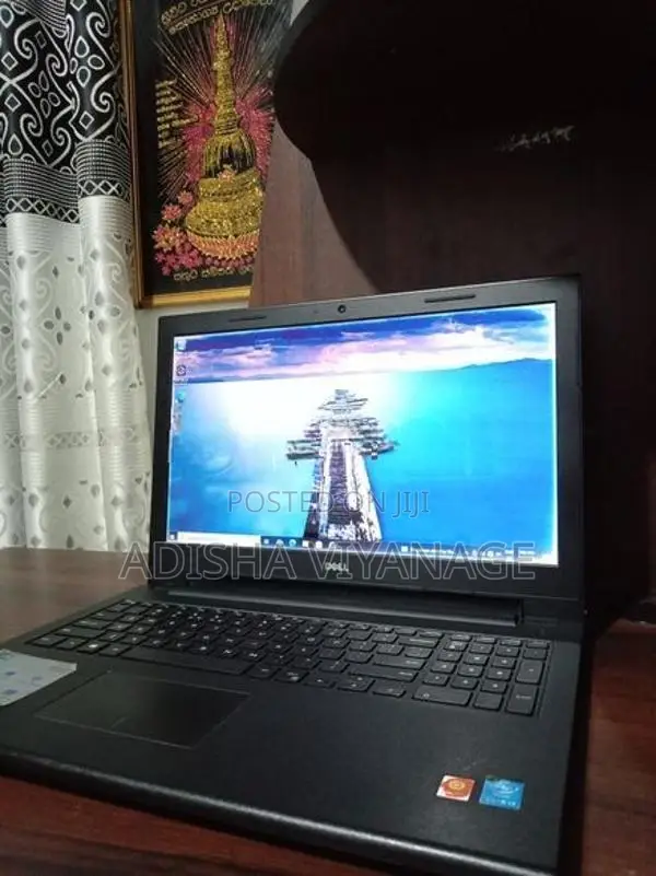 - *Processor*: Intel Core i3 5th Gen Ram: 4GB DDR3 Storage: 500GB
