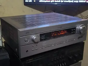 Yamaha 6.1 Surround Amplifier
