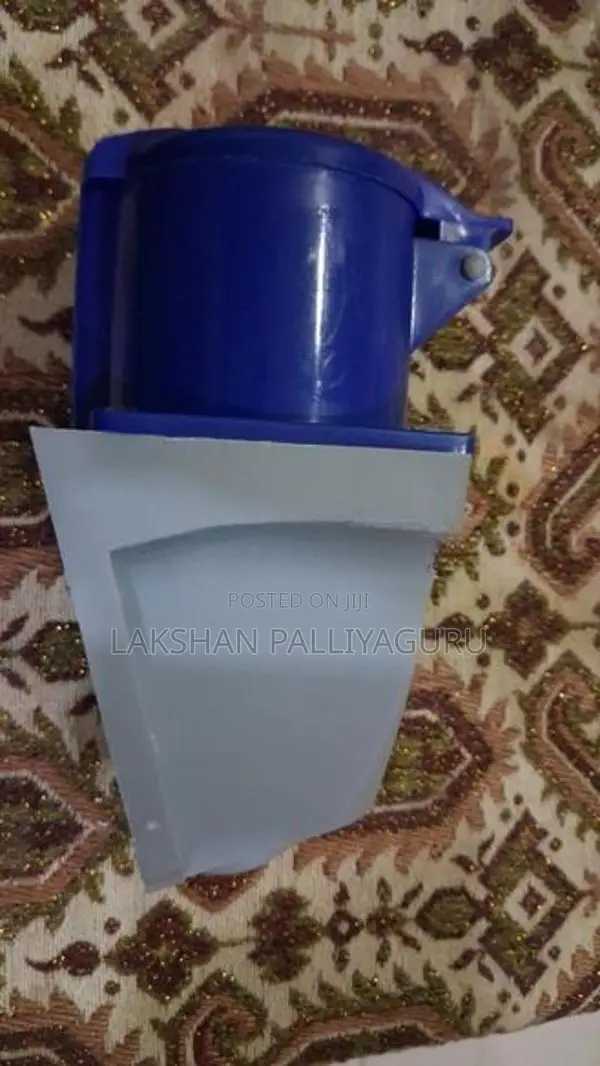 32a 3-Pin Wall Mount Socket