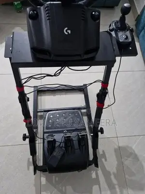 Logitec G923 Steering Wheel