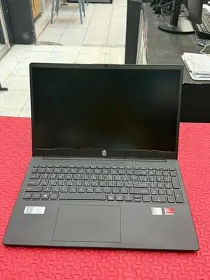 HP 15" - Ryzen 5