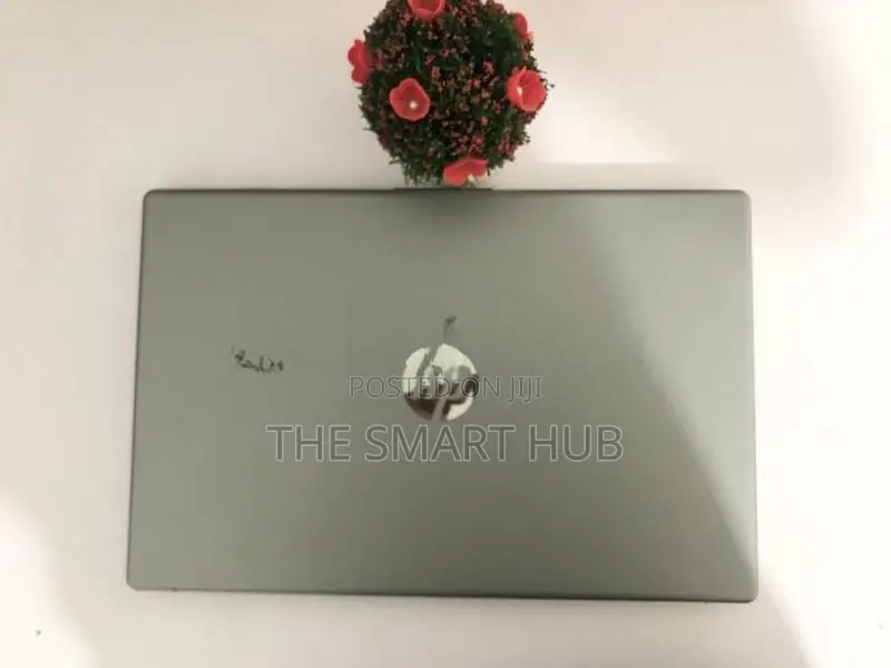 HP AMD Ryzen 7 5700U 8GB RAM 512GB NVME Professional Laptop