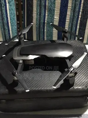 DJI Mavic Air Fly More Combo