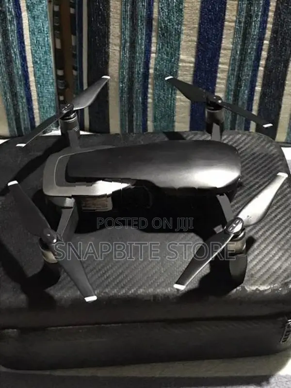 DJI Mavic Air Fly More Combo