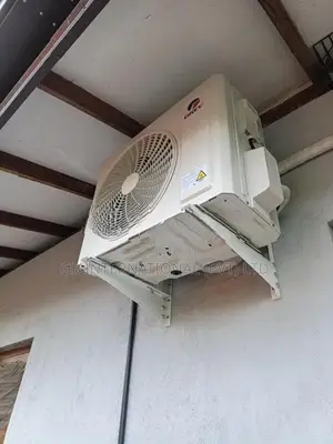 12000BTU (Gree) Non Inverter