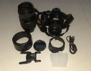 Nikon D3200 With Accessories