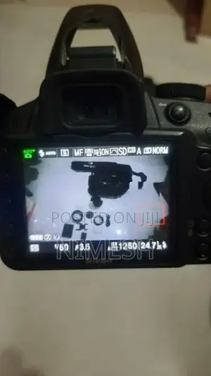 Nikon D3200 With Accessories