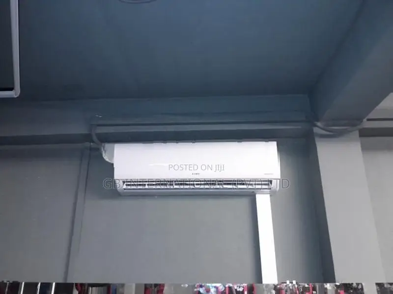Comfri 36000BTU Wall mount Inverter AC