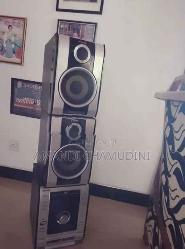 Singer Speaker Baffle - 3 Pieces ( As It Is )
