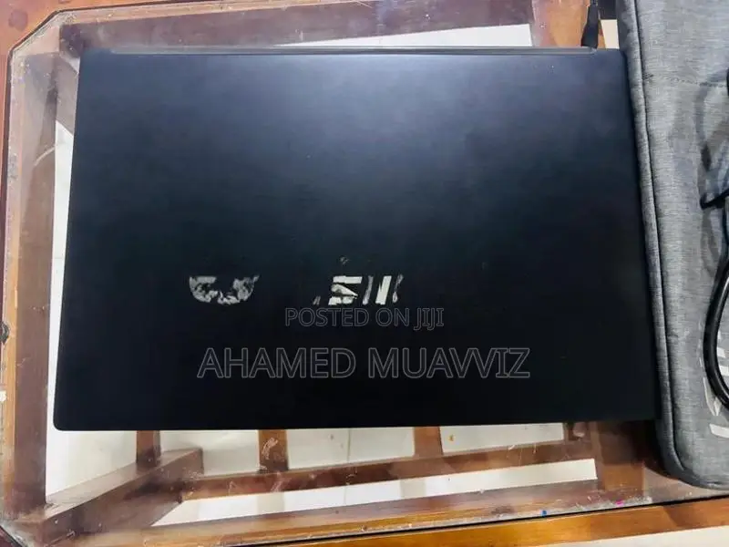 Laptop